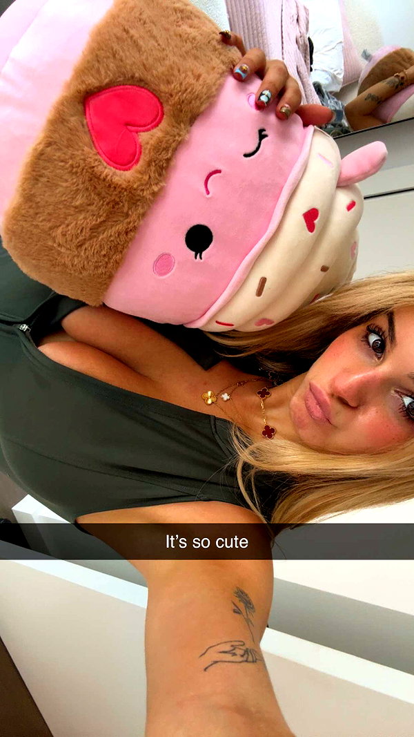 kaitlyn_krems snapchat image archive image