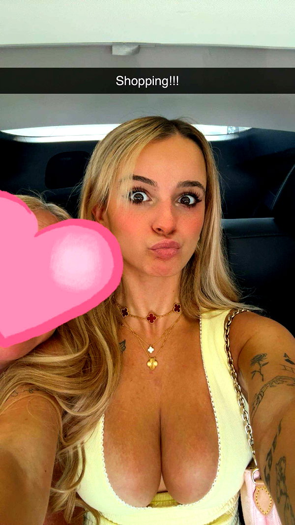 kaitlyn_krems snapchat image archive image