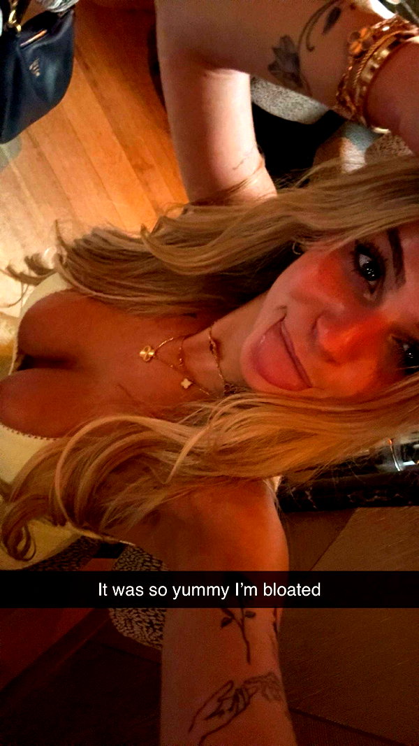 kaitlyn_krems snapchat image archive image