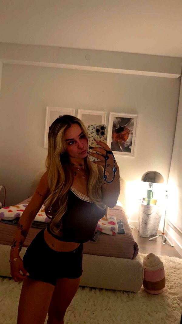 kaitlyn_krems snapchat image archive image