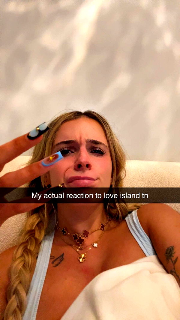 kaitlyn_krems snapchat image archive image