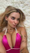 kaitlyn_krems Altpins Profile Picture