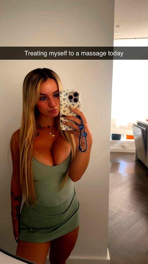 kaitlyn_krems snapchat image archive image