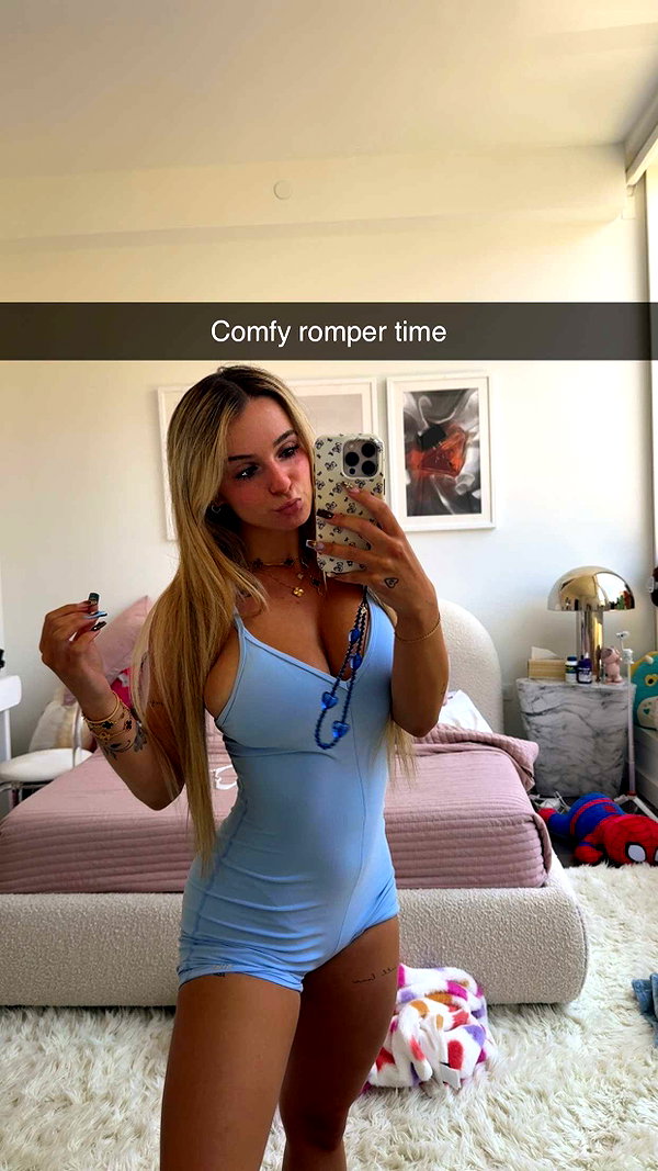 kaitlyn_krems snapchat image archive image