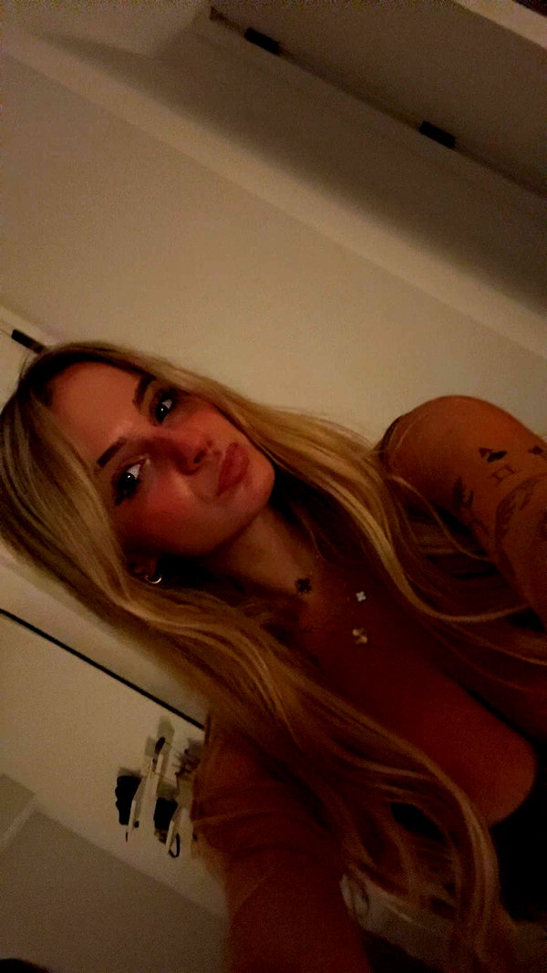 kaitlyn_krems snapchat image archive image