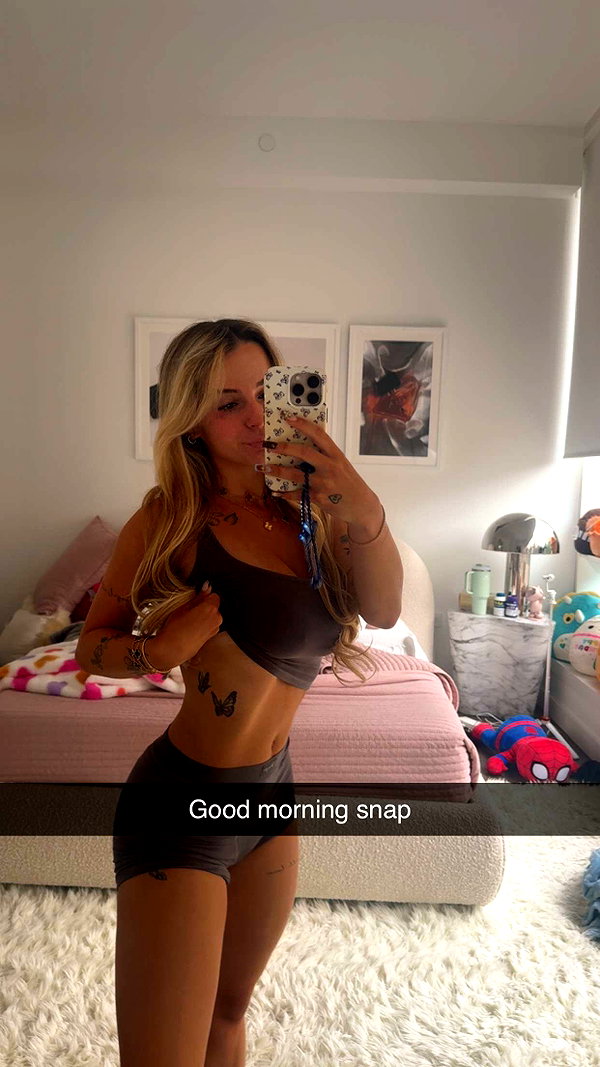 kaitlyn_krems snapchat image archive image