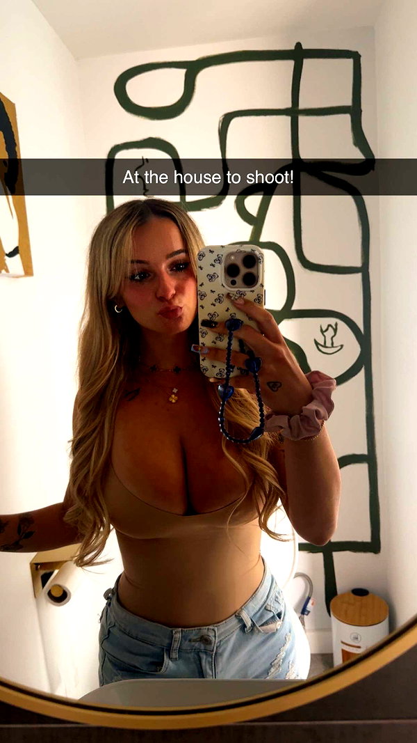 kaitlyn_krems snapchat image archive image