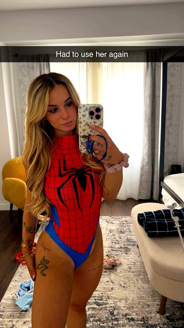 kaitlyn_krems snapchat image archive image