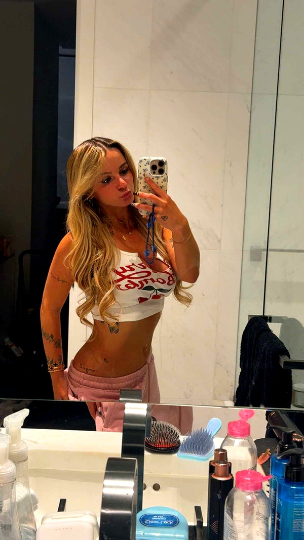 kaitlyn_krems snapchat image archive image