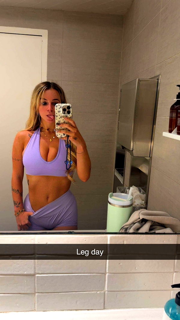 kaitlyn_krems snapchat image archive image