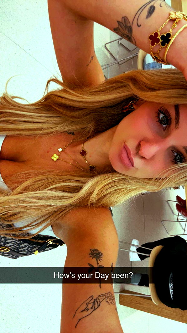 kaitlyn_krems snapchat image archive image