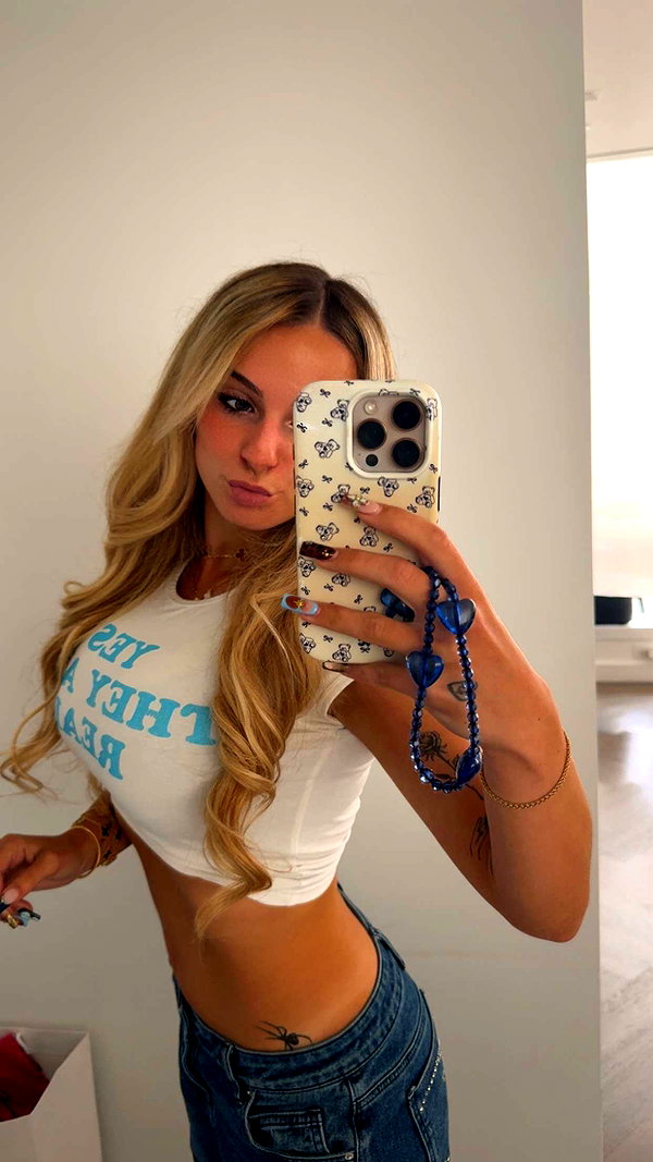 kaitlyn_krems snapchat image archive image