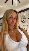 kaitlyn_krems Altpins Profile Picture
