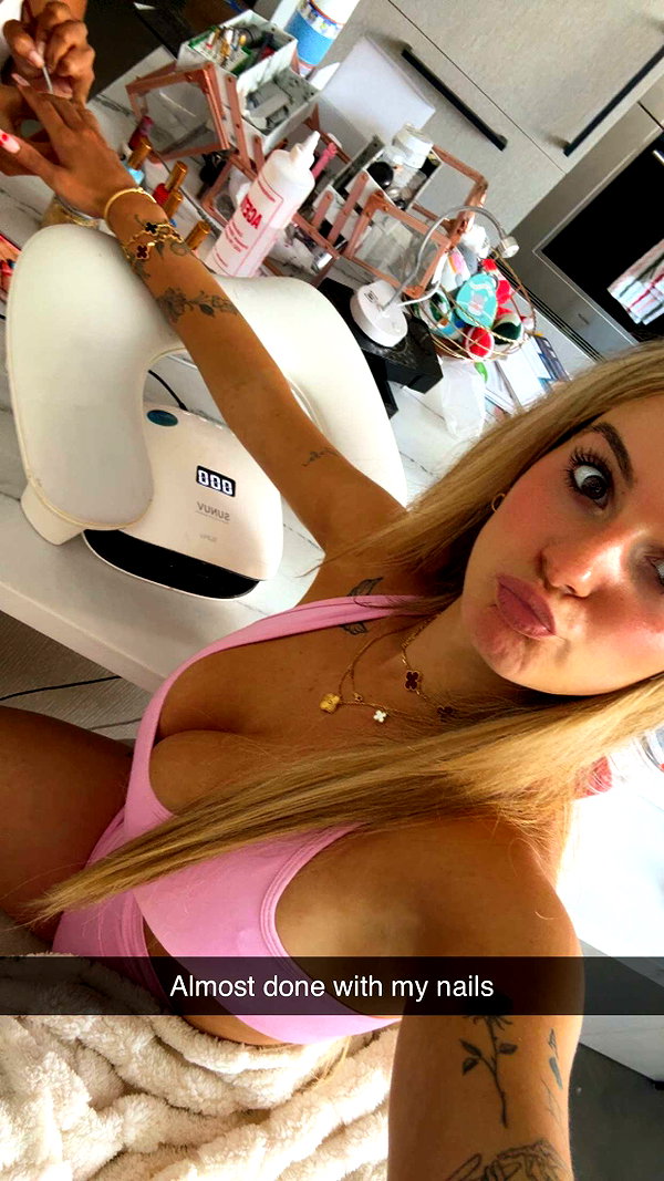 kaitlyn_krems snapchat image archive image