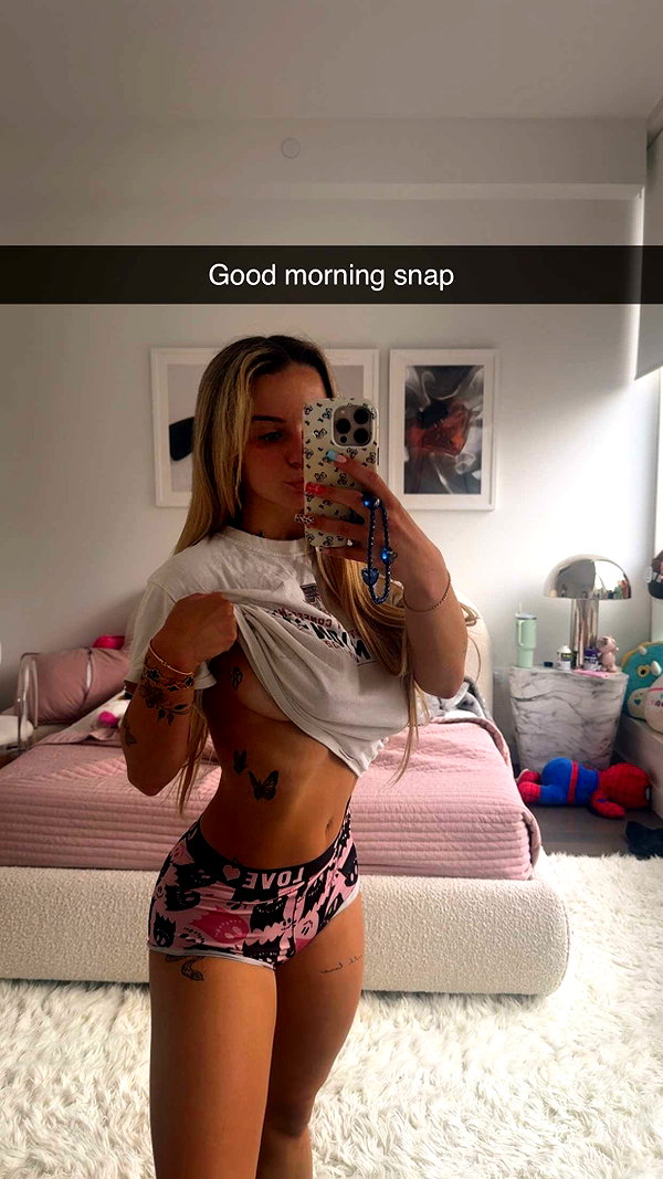kaitlyn_krems snapchat image archive image