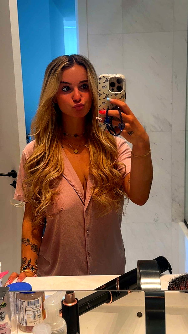 kaitlyn_krems snapchat image archive image