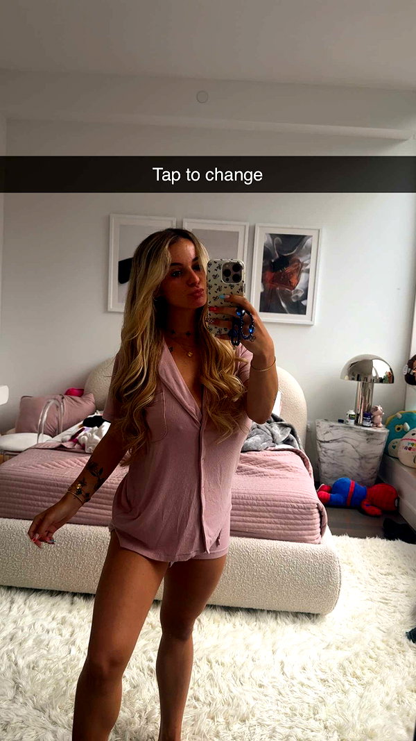 kaitlyn_krems snapchat image archive image