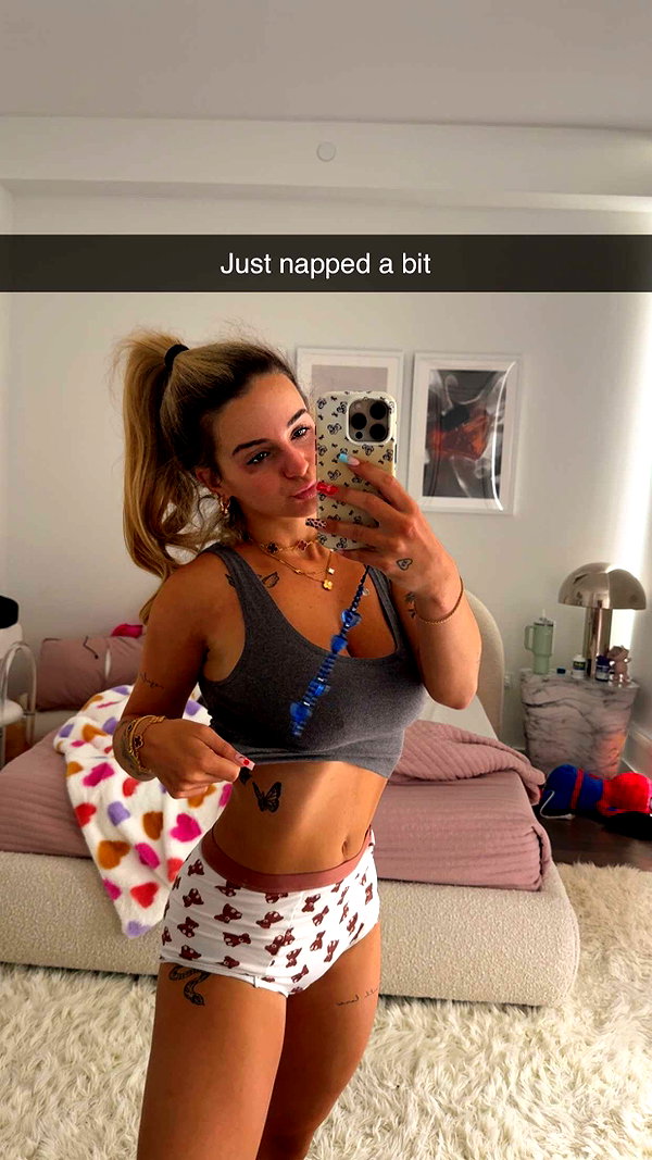 kaitlyn_krems snapchat image archive image