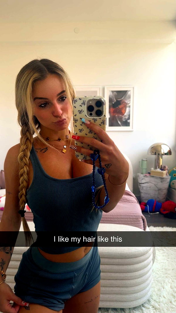 kaitlyn_krems snapchat image archive image