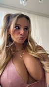 kaitlyn_krems Altpins Profile Picture