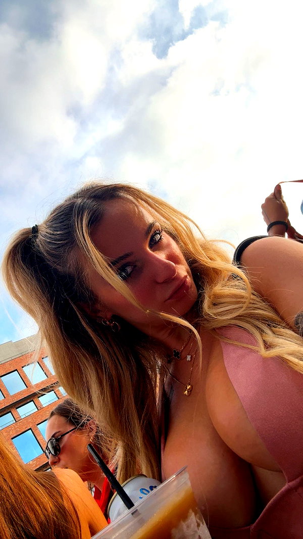 kaitlyn_krems snapchat image archive image