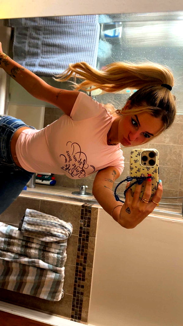 kaitlyn_krems snapchat image archive image