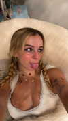kaitlyn_krems Altpins Profile Picture