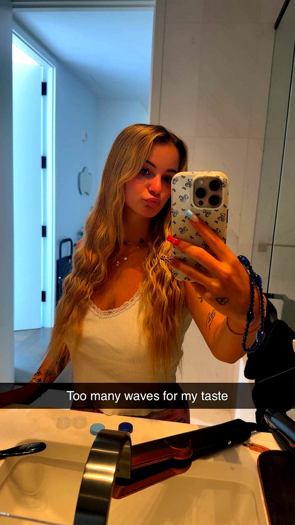 kaitlyn_krems snapchat image archive image