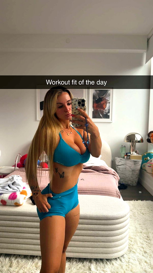 kaitlyn_krems snapchat image archive image