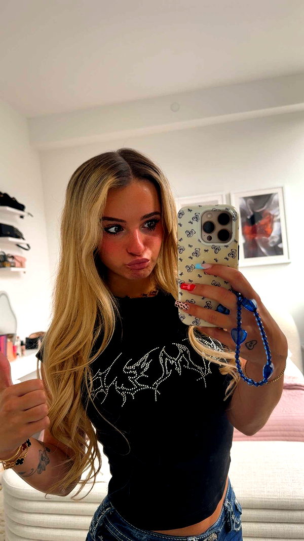 kaitlyn_krems snapchat image archive image