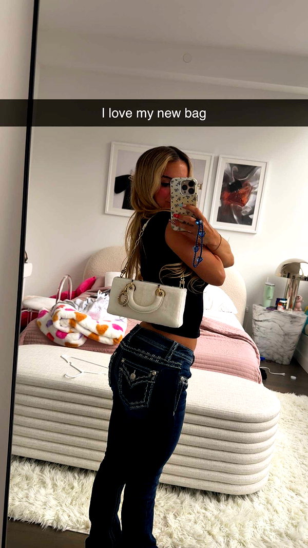 kaitlyn_krems snapchat image archive image