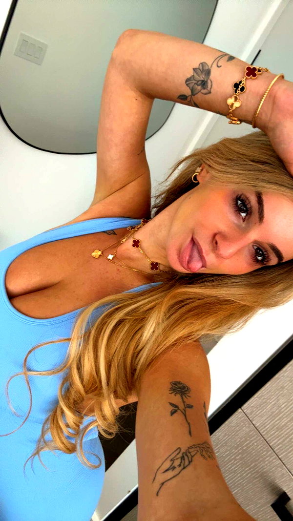 kaitlyn_krems snapchat image archive image