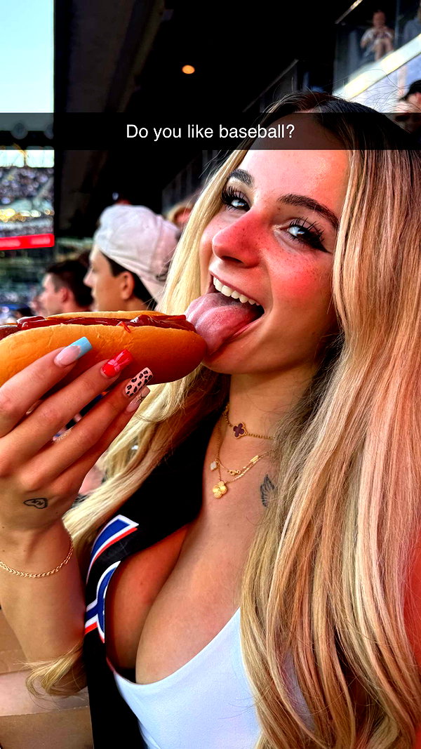 kaitlyn_krems snapchat image archive image