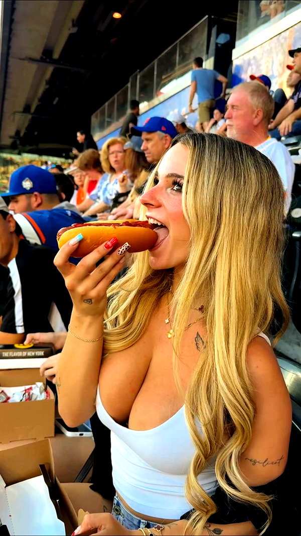 kaitlyn_krems snapchat image archive image