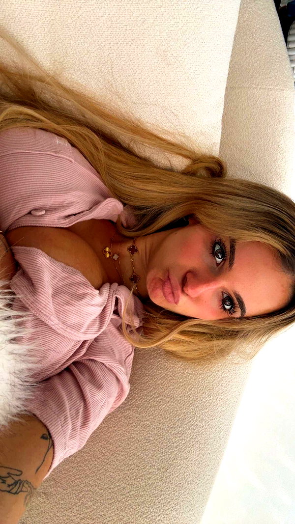 kaitlyn_krems snapchat image archive image