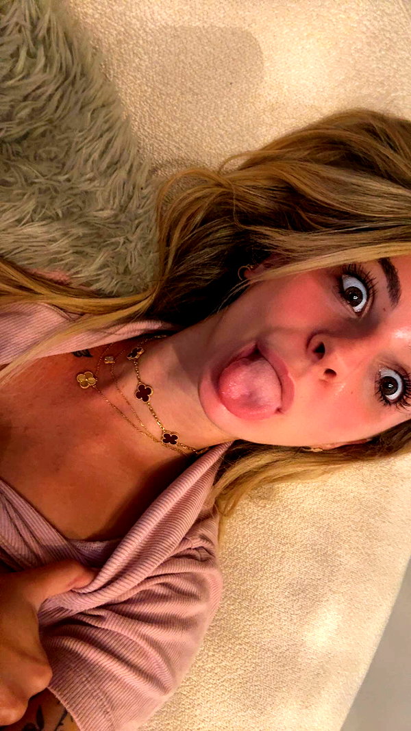 kaitlyn_krems snapchat image archive image