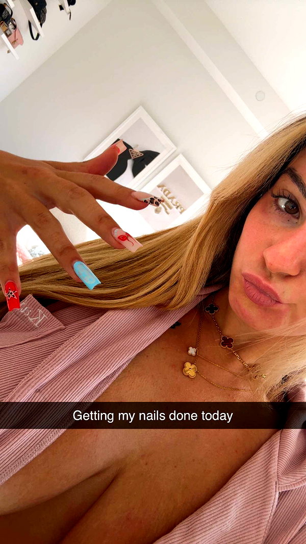kaitlyn_krems snapchat image archive image