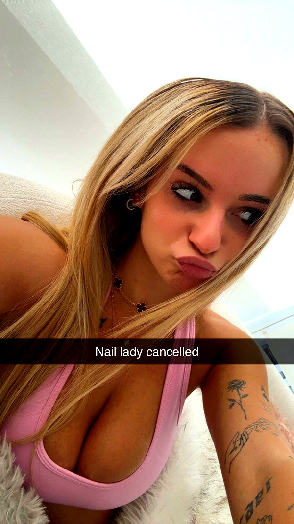 kaitlyn_krems snapchat image archive image