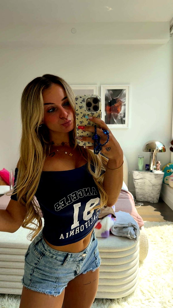 kaitlyn_krems snapchat image archive image