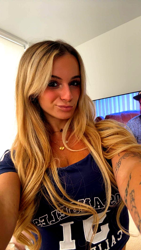 kaitlyn_krems snapchat image archive image
