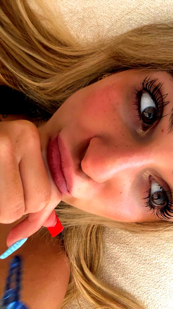 kaitlyn_krems snapchat image archive image
