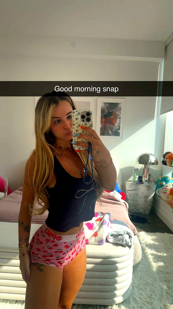 kaitlyn_krems snapchat image archive image