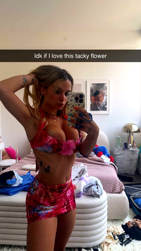kaitlyn_krems snapchat image archive image