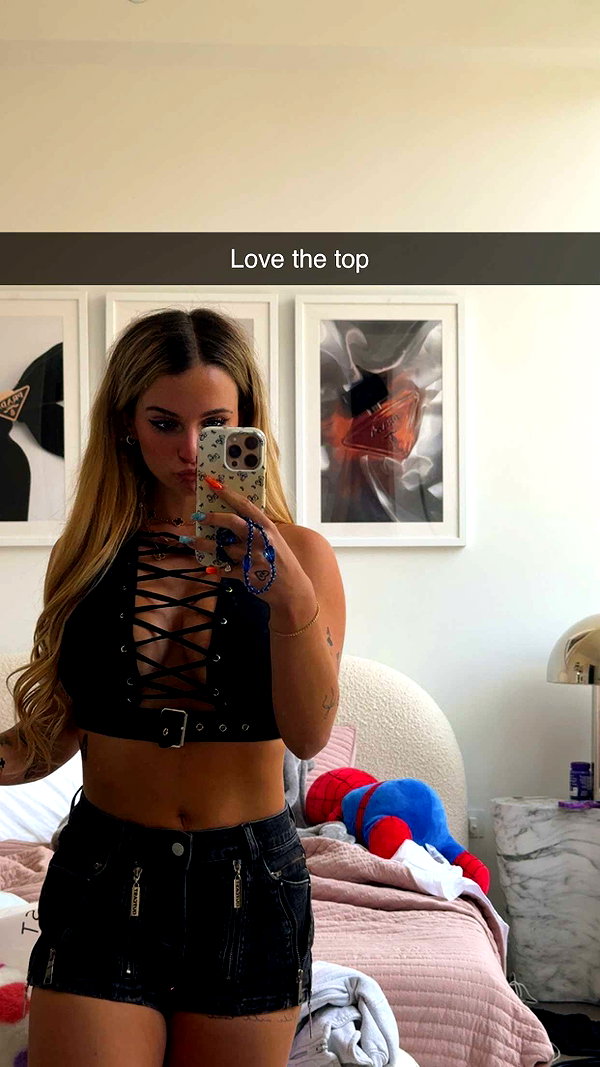 kaitlyn_krems snapchat image archive image
