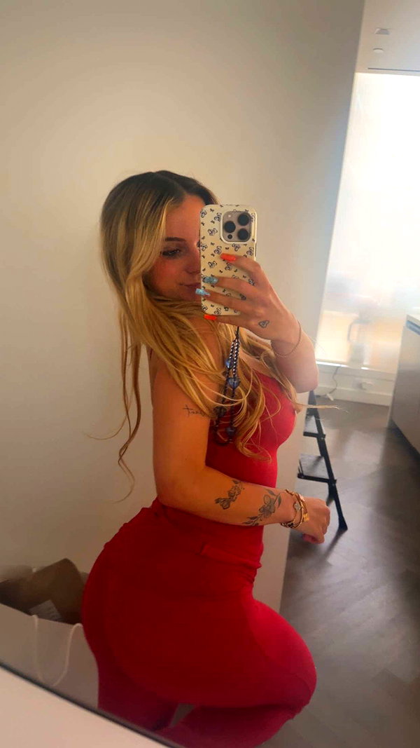 kaitlyn_krems snapchat image archive image