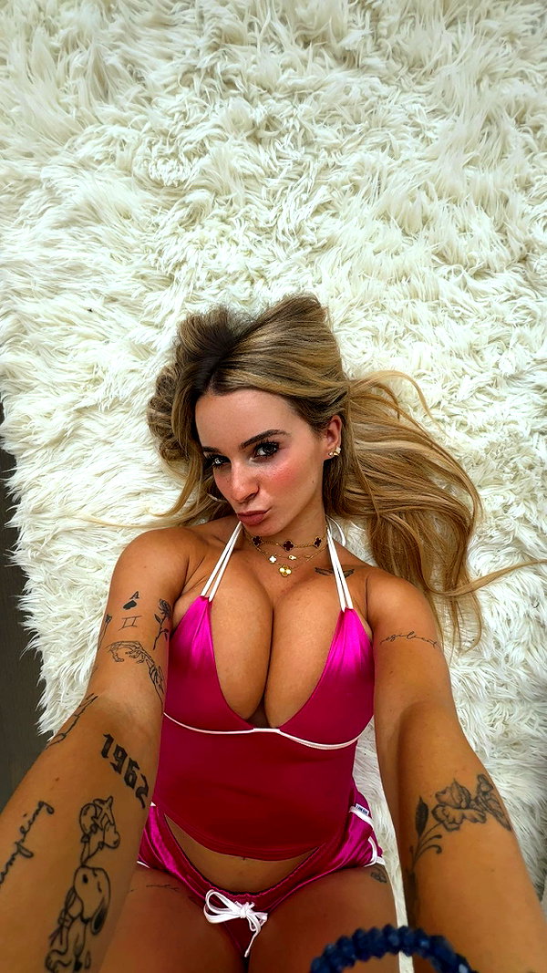 kaitlyn_krems snapchat image archive image