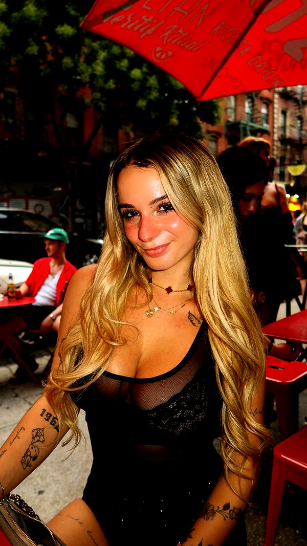 kaitlyn_krems snapchat image archive image