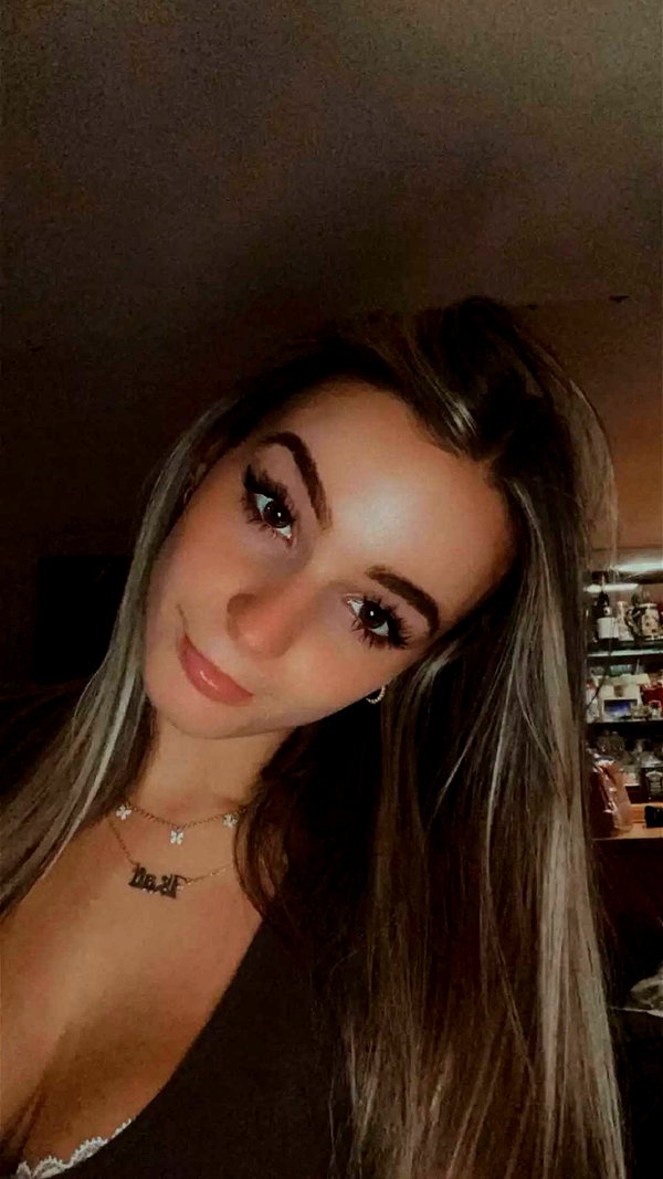 kaitlyn_krems snapchat image archive image