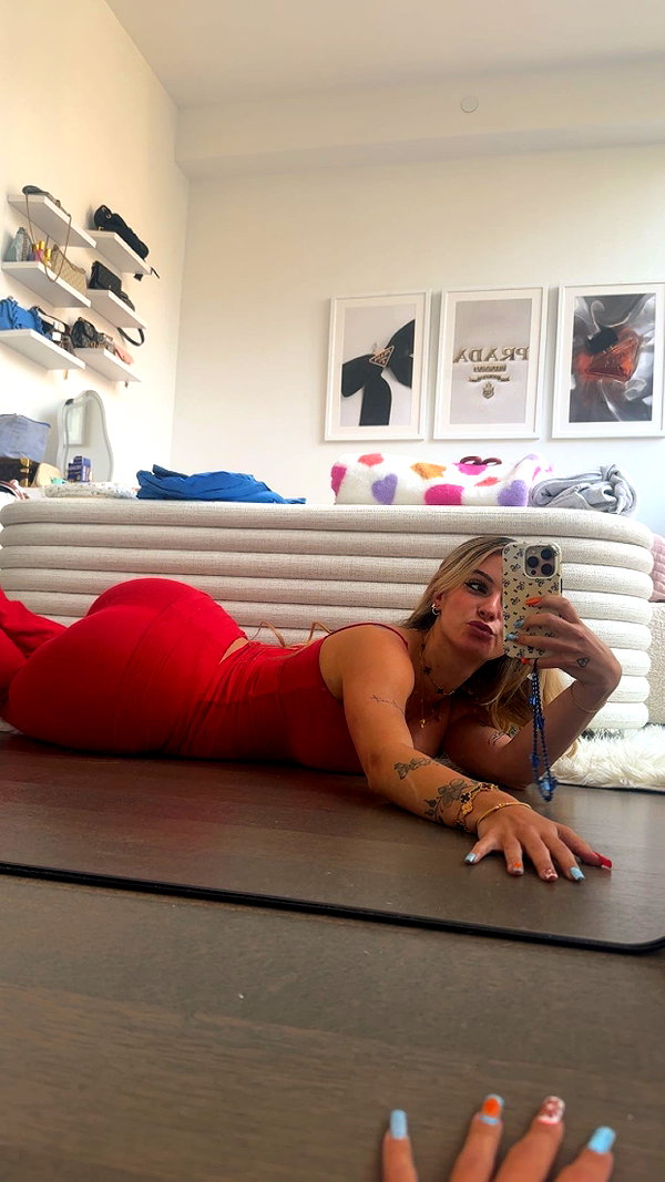 kaitlyn_krems snapchat image archive image