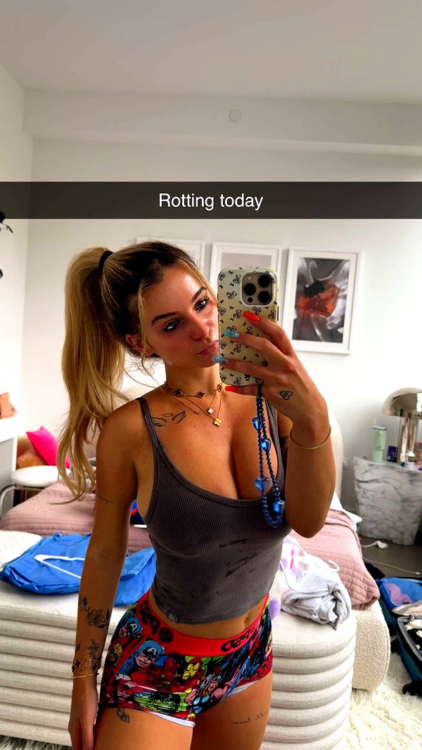 kaitlyn_krems snapchat image archive image